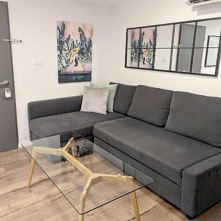 Assuta Residence In Ramat Hahayal, 텔아비브 외부 사진